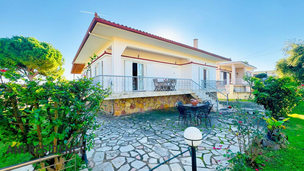 Townhome in Peloponnese, photo #1, listing #2500658