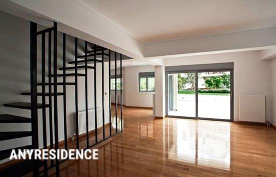 Detached house in Varkiza