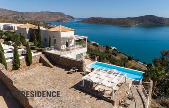 Villa in Elounda