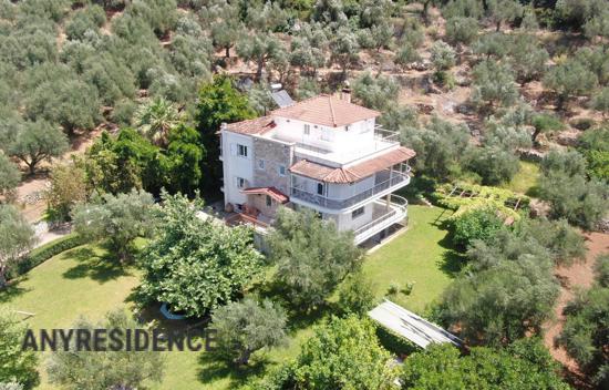Villa in Peloponnese