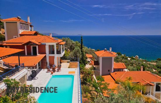 Villa in Peloponnese
