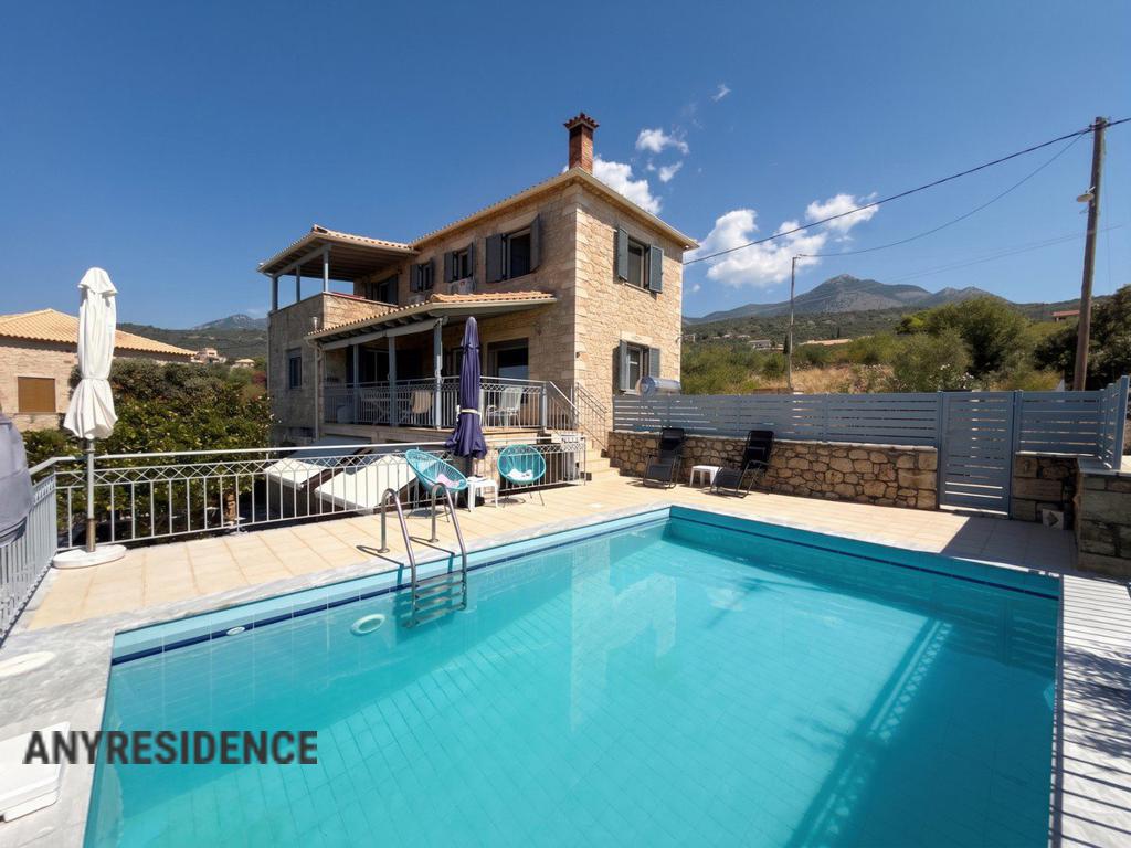 Townhome in Stoupa, photo #6, listing #2549079