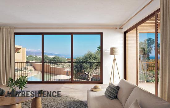 Apartment in Platanias