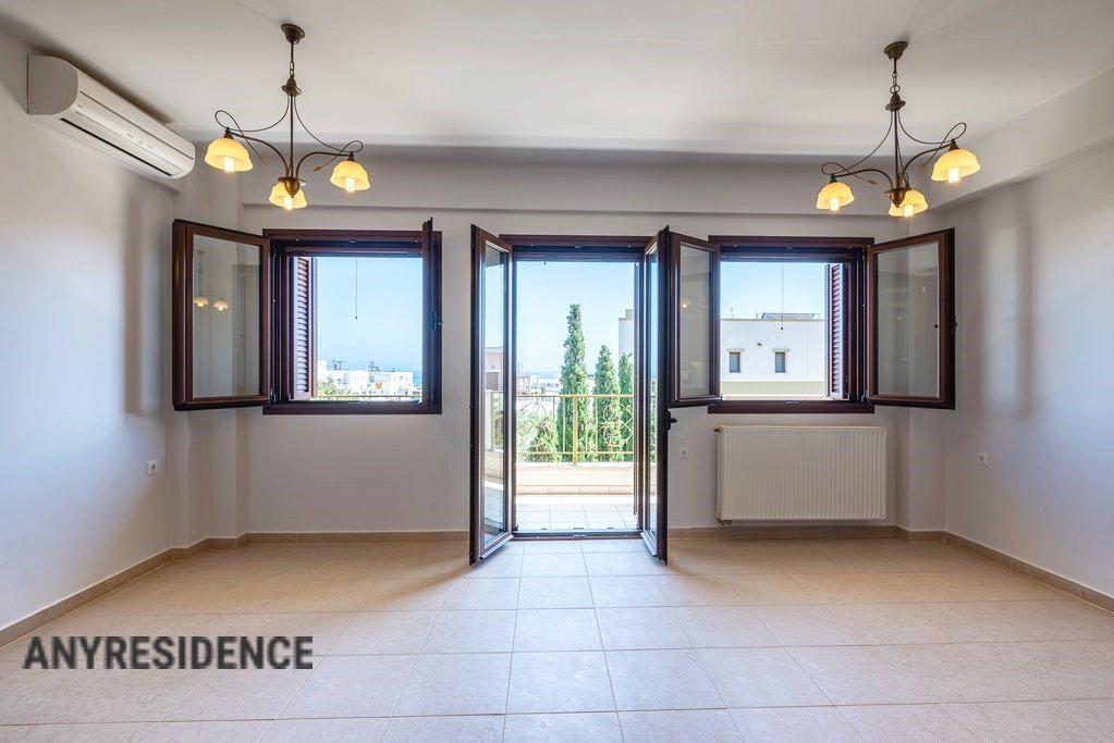 3 room apartment in Crete, photo #7, listing #2284513