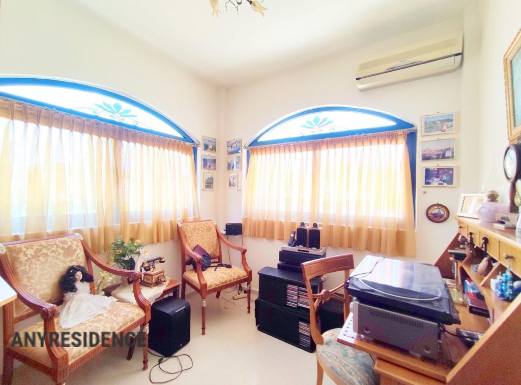 Townhome in Kavos, photo #8, listing #2456288