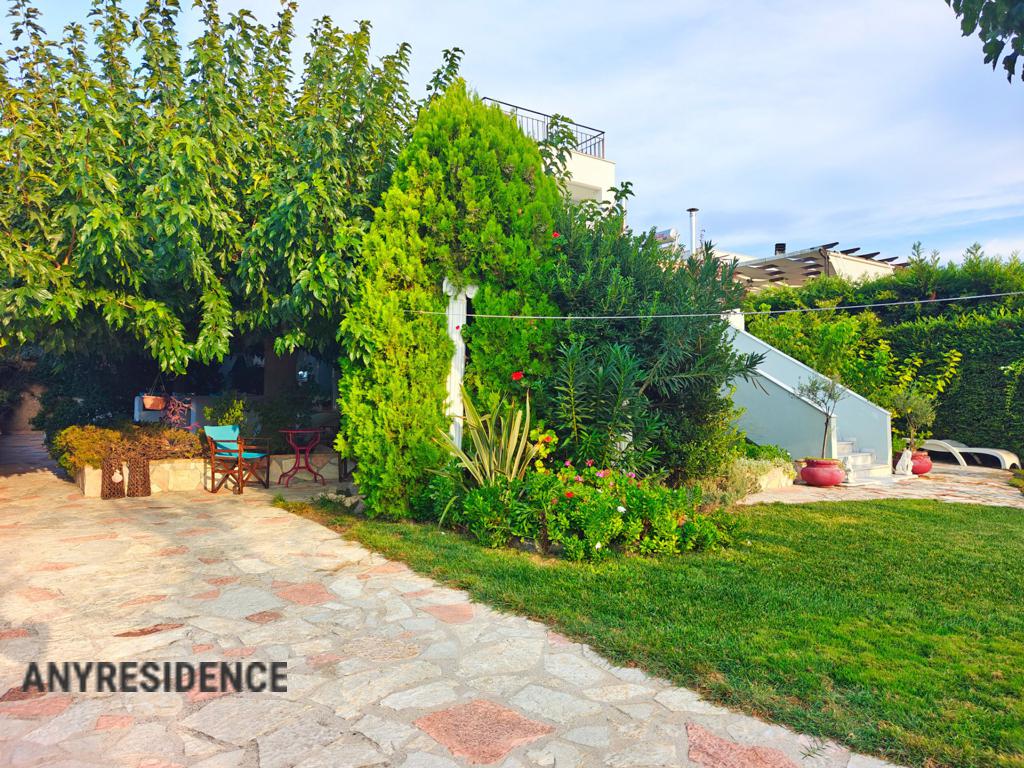 Townhome in Loutraki, photo #2, listing #2485910