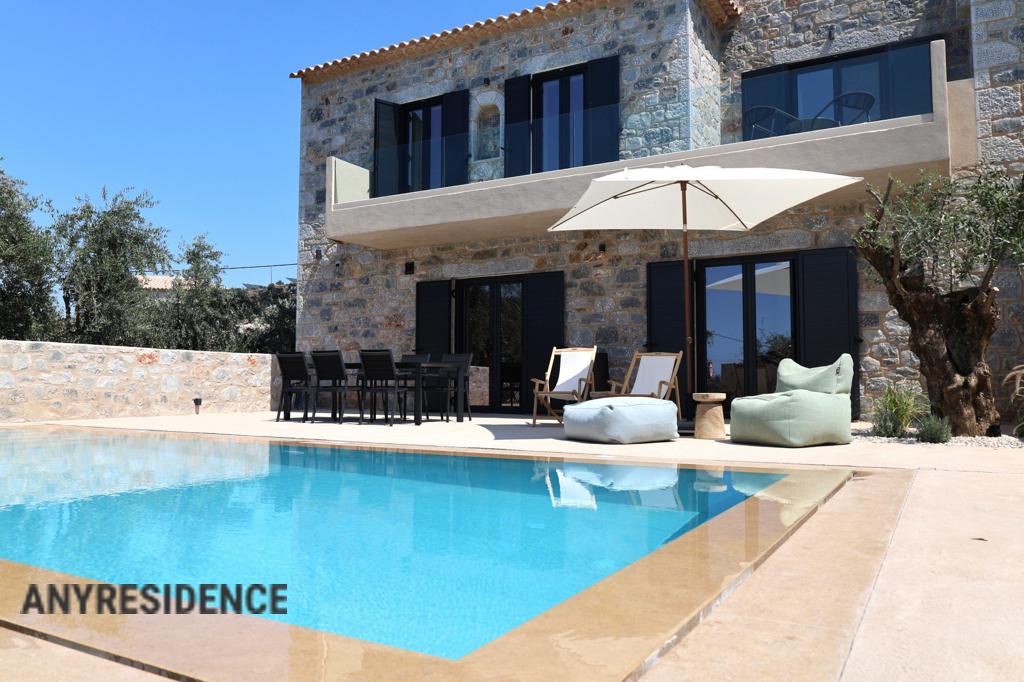 Townhome in Messenia, photo #2, listing #2494703