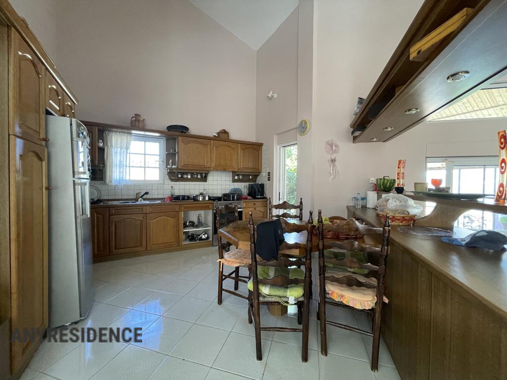 Townhome in Loutraki, photo #9, listing #2478657