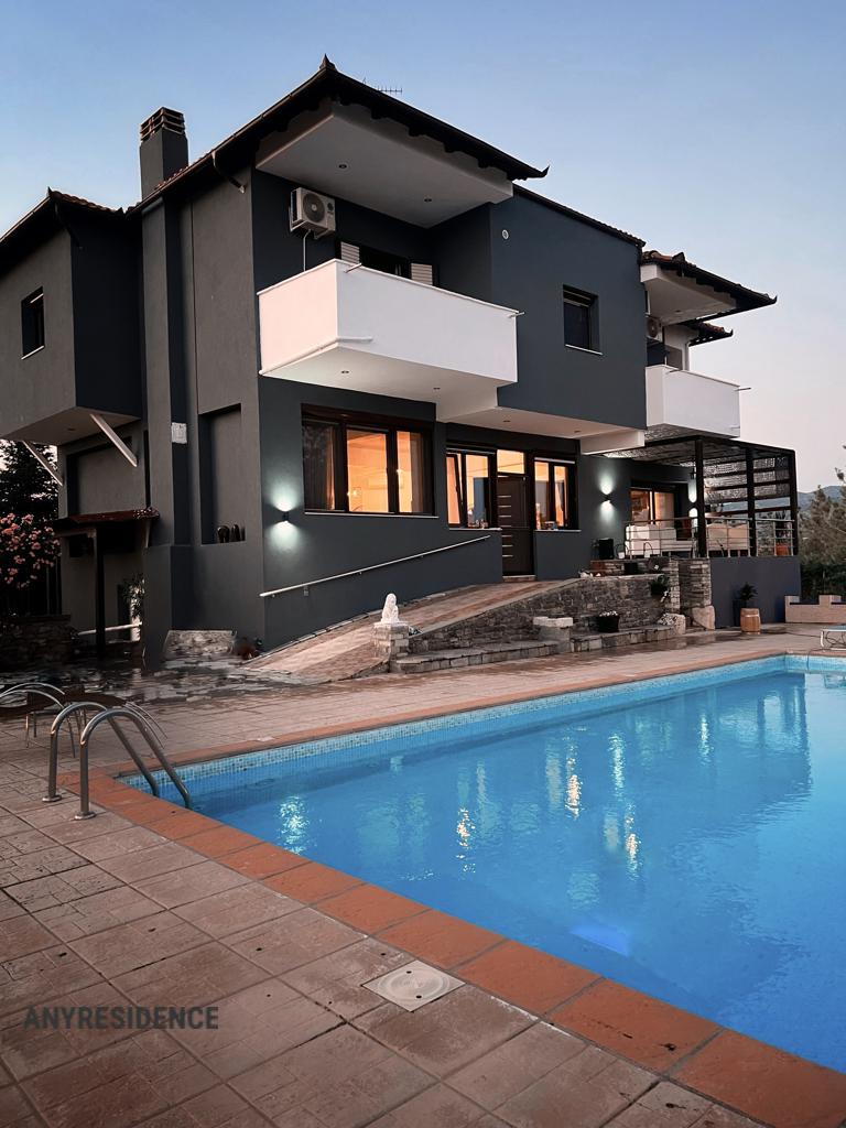 9 room villa in Larissa, photo #3, listing #2476780