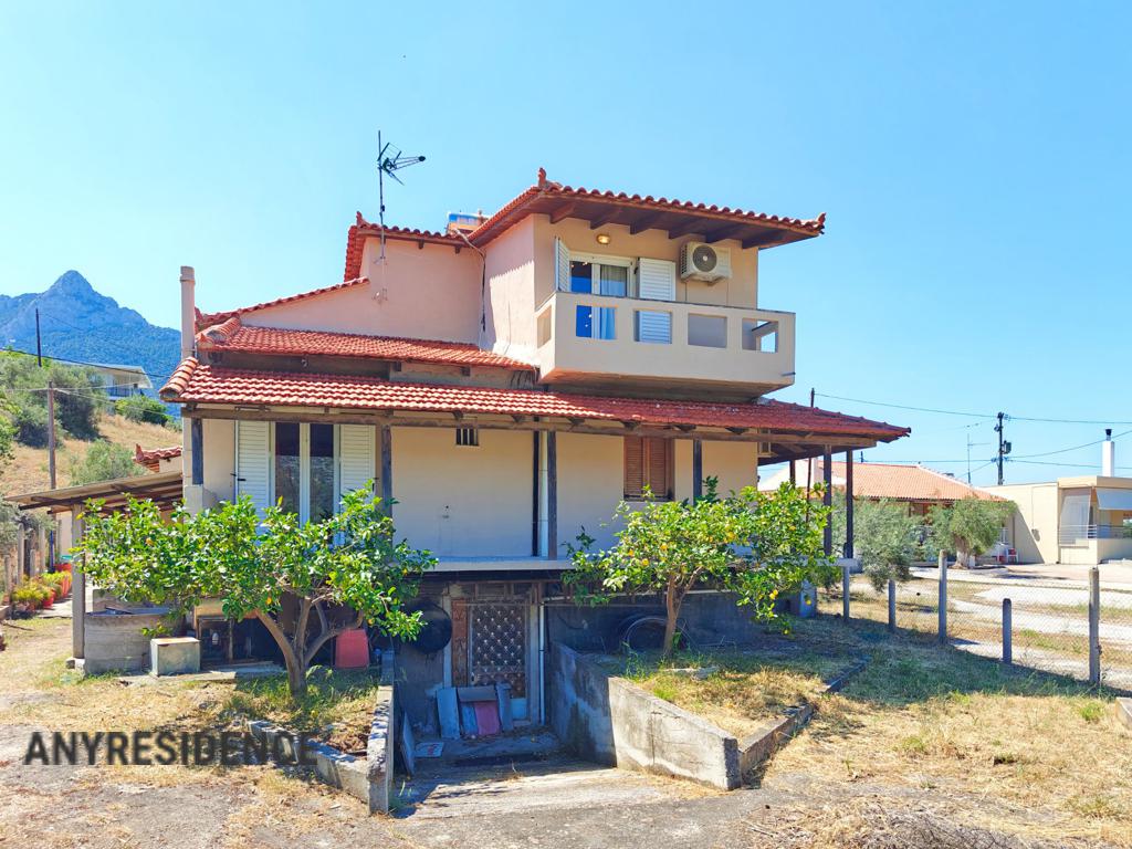 Townhome in Loutraki, photo #2, listing #2464096