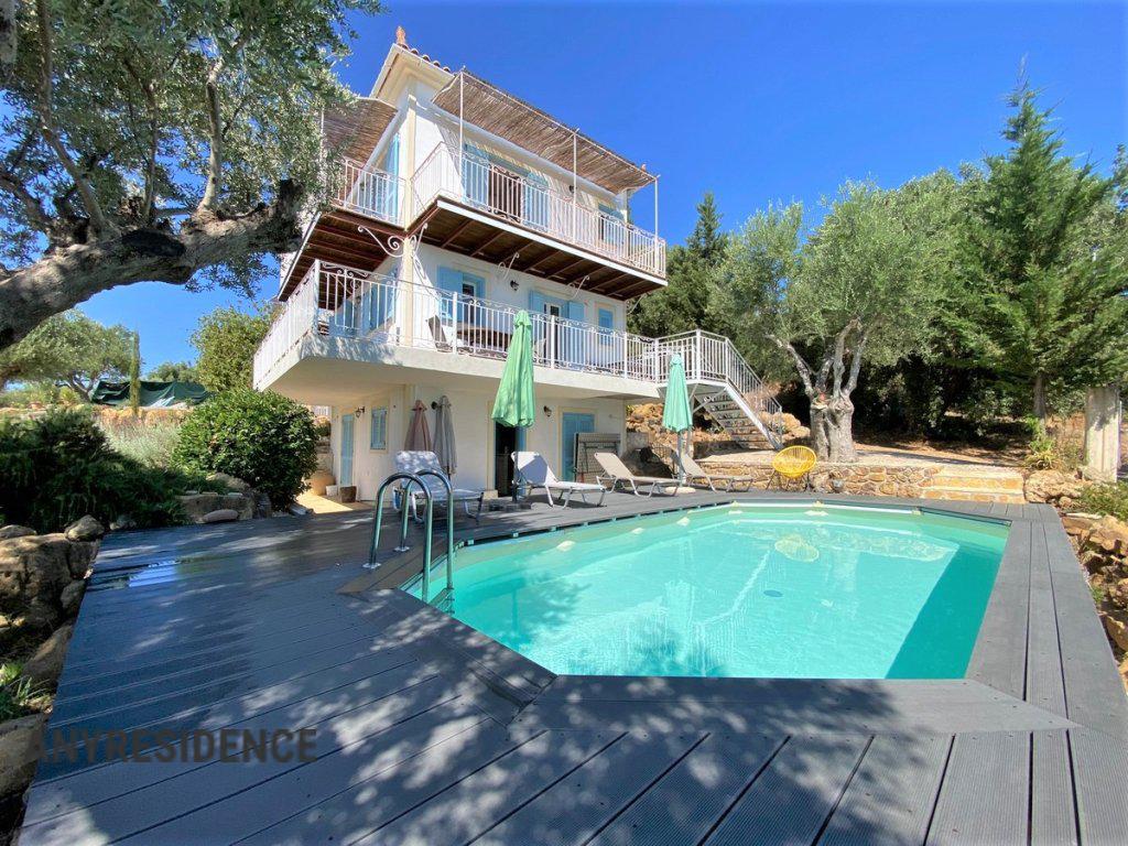 5 room villa in Peloponnese, photo #1, listing #2279056