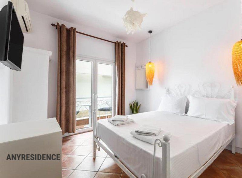 Hotel in Pefkochori, photo #10, listing #2416027