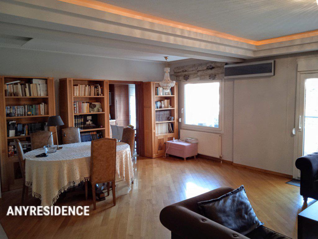 8 room apartment in Serres, photo #2, listing #2353719