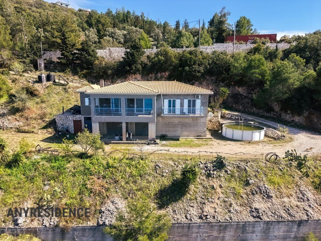 Townhome in Lefkas, photo #1, listing #2534470