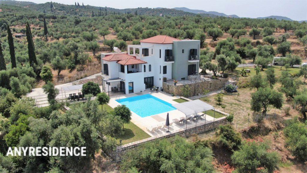 13 room villa in Peloponnese, photo #1, listing #2279058