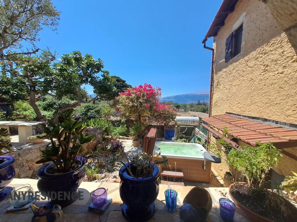 Townhome in Paleloni, photo #3, listing #2462756