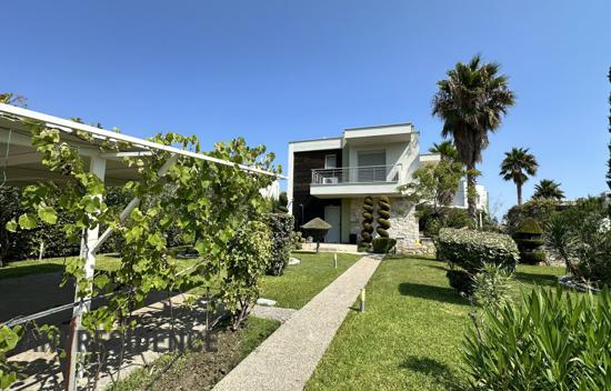 Villa in Pefkochori