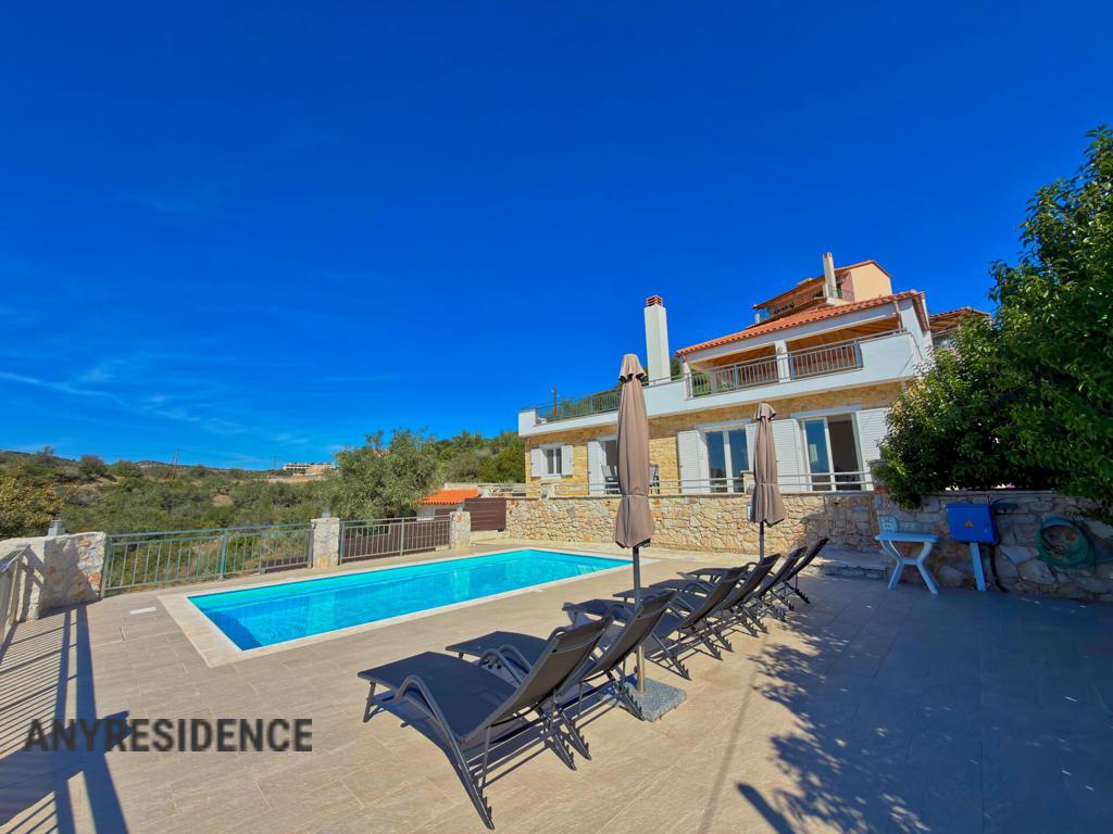 Townhome in Nafplio, photo #5, listing #2555784