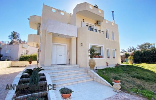 6 room villa in Isthmia