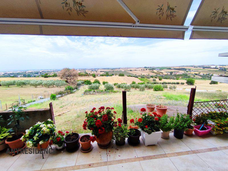 Villa in Epanomi, photo #3, listing #2377407