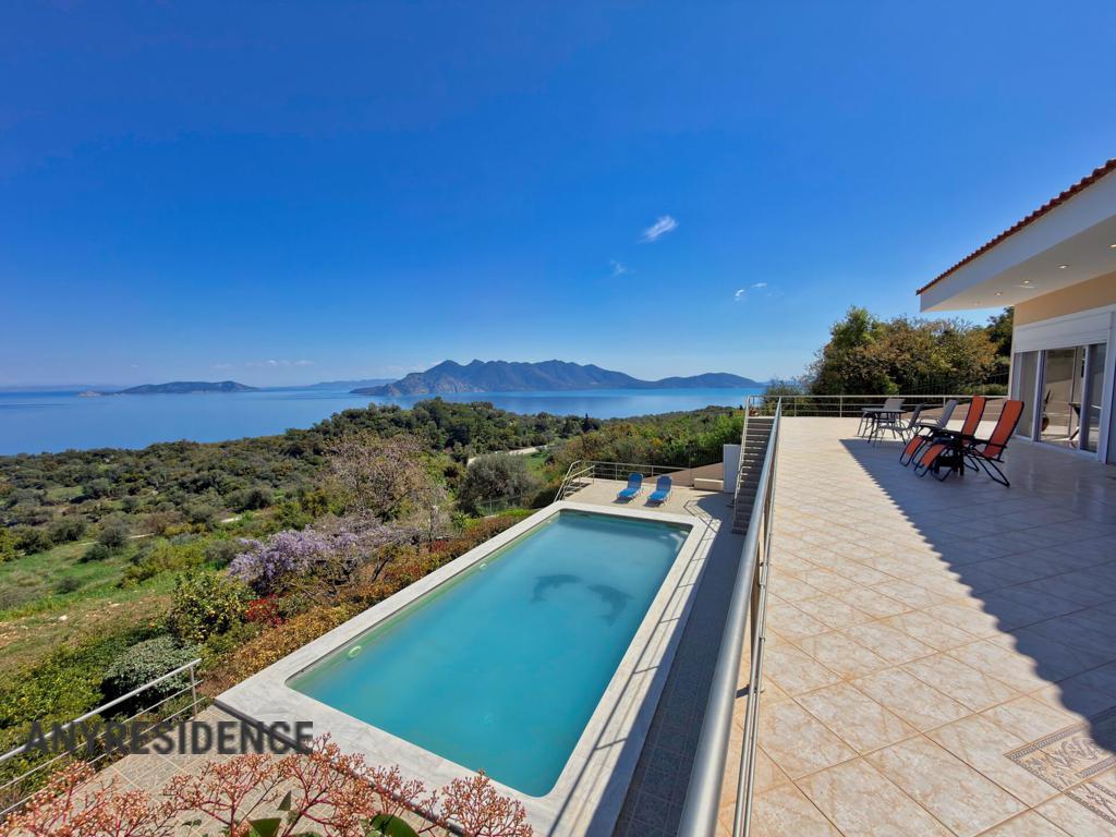 Villa in Administration of the Peloponnese, Western Greece and the Ionian Islands, photo #6, listing #2534191