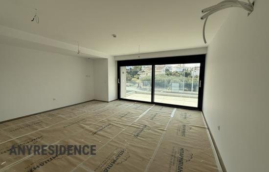 New home in Panorama