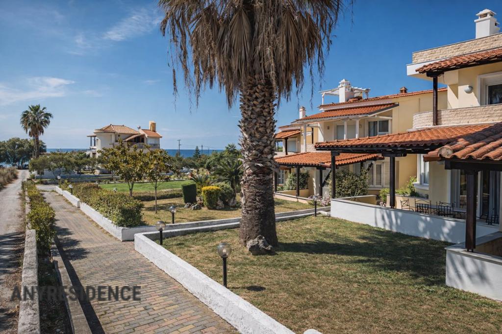 Townhome in Thessalia Sterea Ellada, photo #3, listing #2539588