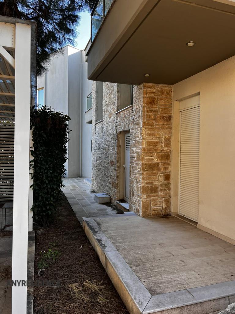 Villa in Nikiti, photo #4, listing #2360664