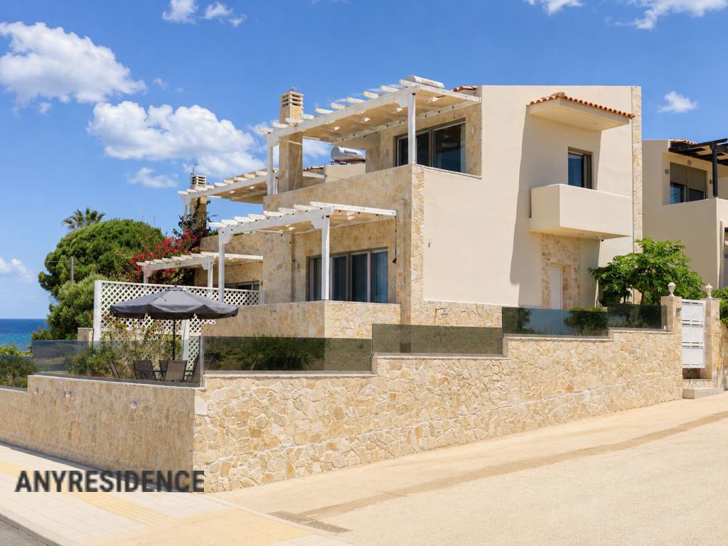 Townhome in Kyparissia, photo #4, listing #2536132
