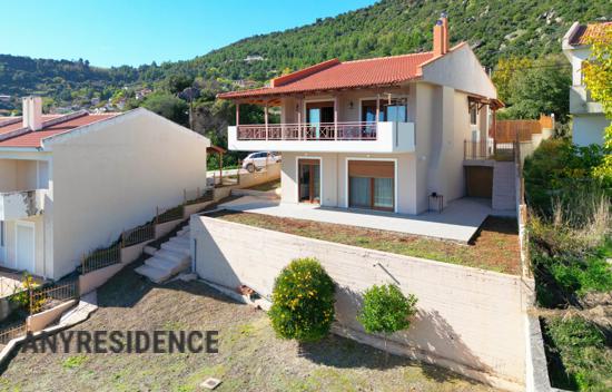 Villa in Korinthia