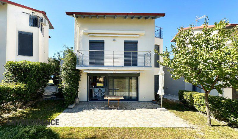 Townhome in Pefkochori, photo #5, listing #2397032