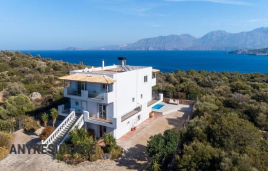 Villa in Agios Nikolaos (Crete)