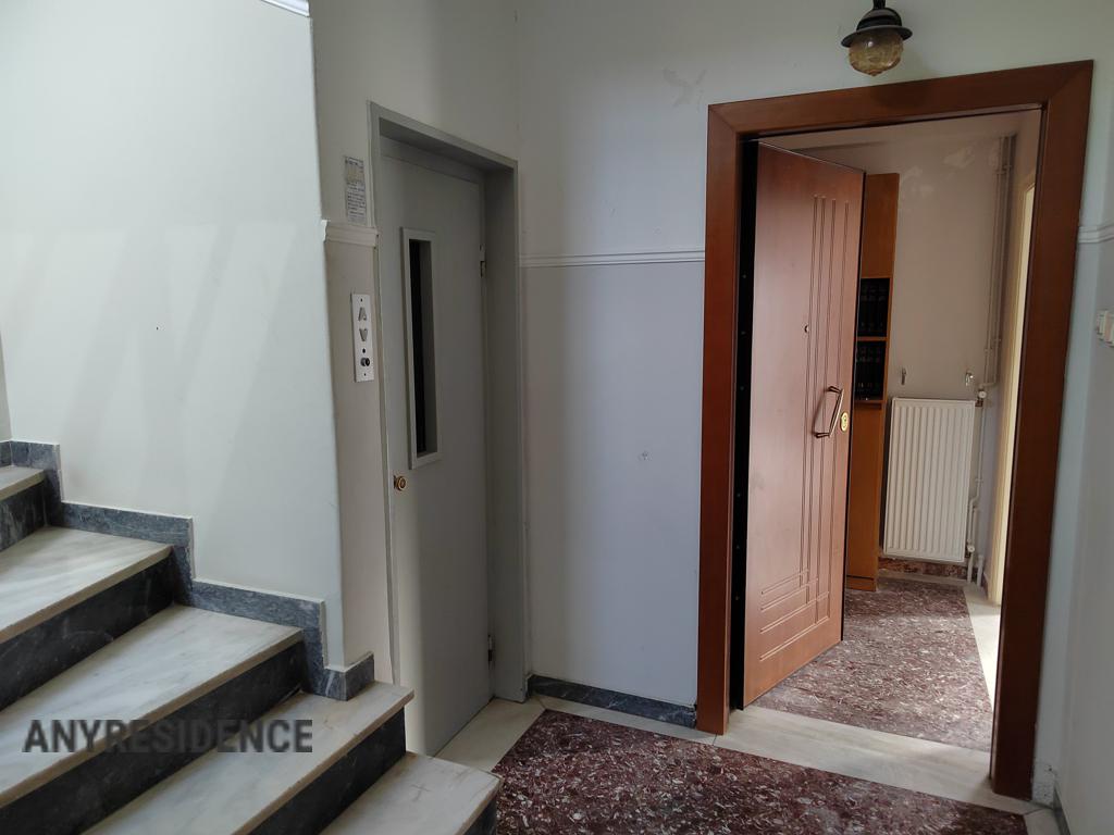 8 room apartment in Nikaia, photo #1, listing #2450453