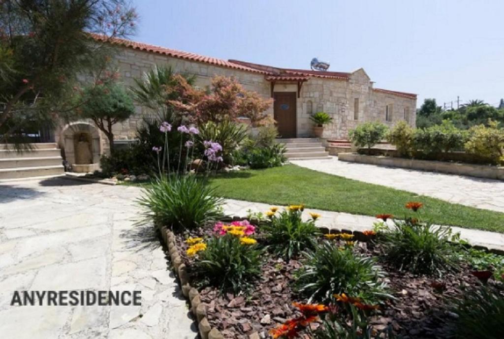 Townhome in Chania, photo #2, listing #2454831