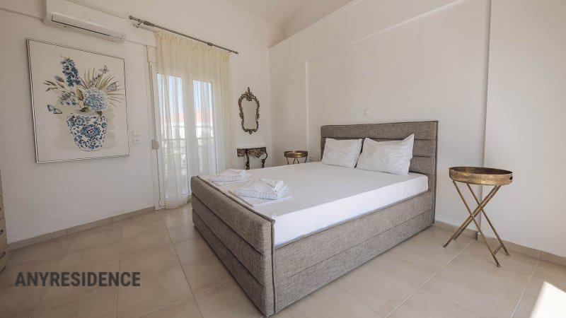 Townhome in Toroni, photo #5, listing #2465449