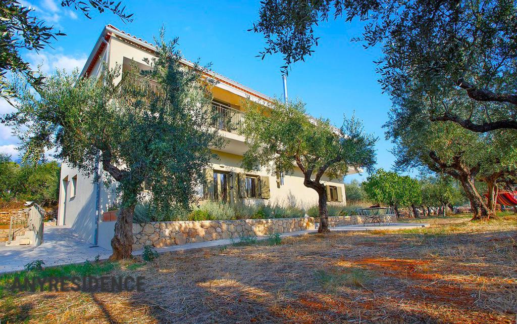 Townhome in Kardamyli, photo #1, listing #2451314