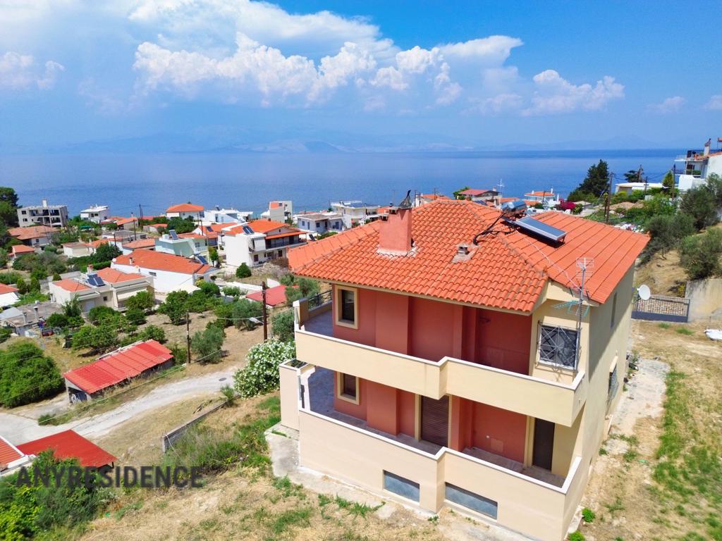 Townhome in Xilokastro, photo #3, listing #2466165