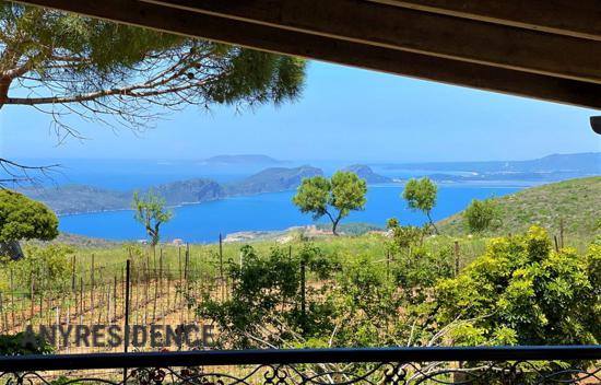 7 room townhome in Peloponnese