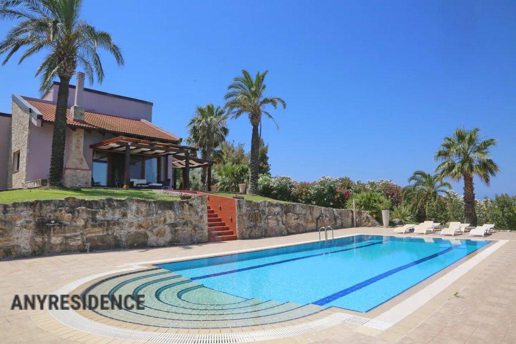 Villa in Chalkidiki (Halkidiki), photo #3, listing #2097092