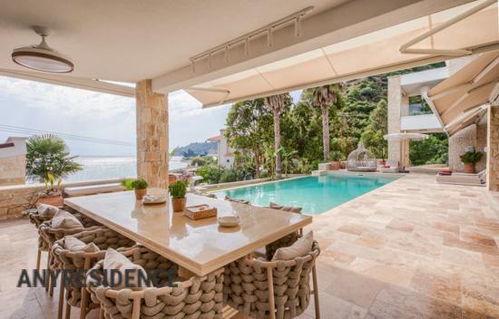 Villa in Nea Skioni