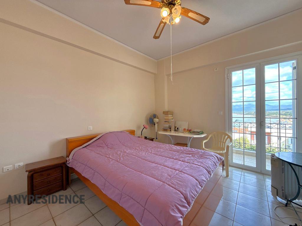 Apartment in Kyparissia, photo #10, listing #2514654