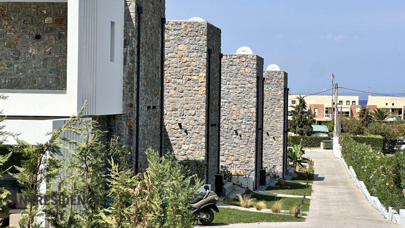 Villa in Pefkochori, photo #4, listing #2241042