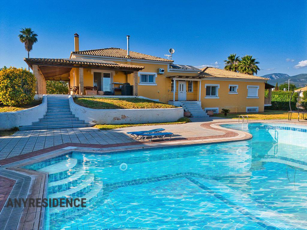 Villa in Kalamata, photo #1, listing #2471516