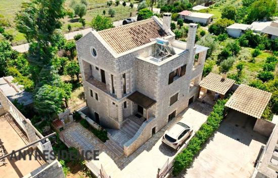 11 room villa in Nafplio