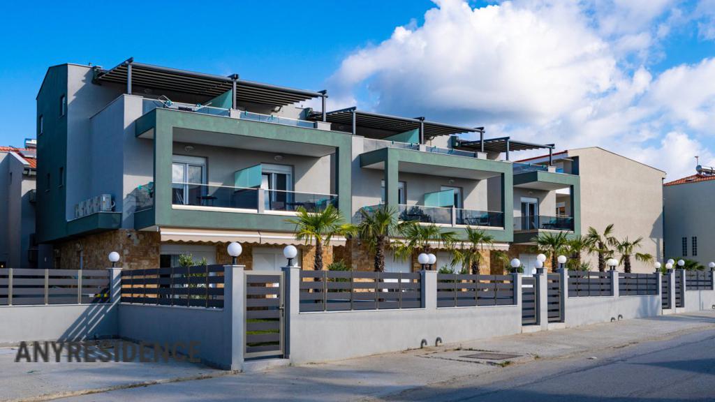 Townhome in Nikiti, photo #2, listing #2532722