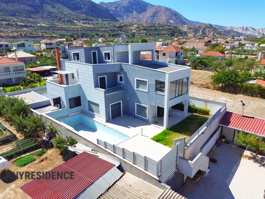 Townhome in Xilokastro, photo #1, listing #2484031