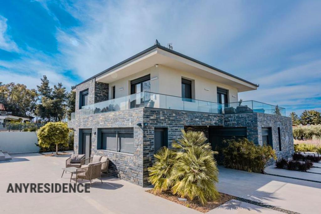 Villa in Pefkochori, photo #3, listing #2304476