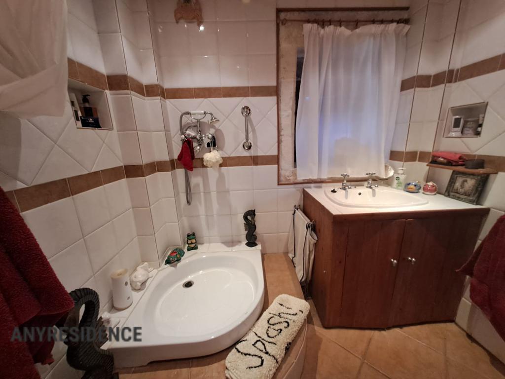 Townhome in Paleloni, photo #3, listing #2462756