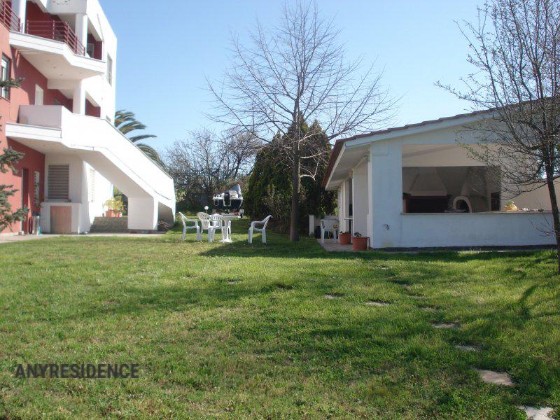 Townhome in Thessaloniki, photo #2, listing #2210104