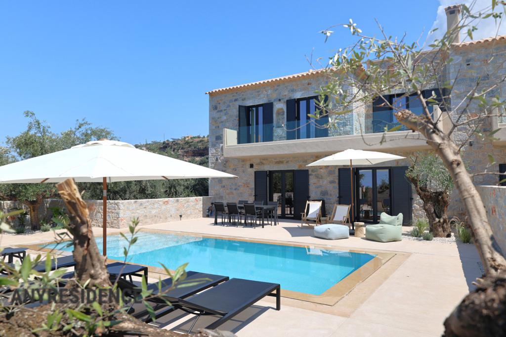 Townhome in Messenia, photo #1, listing #2494703